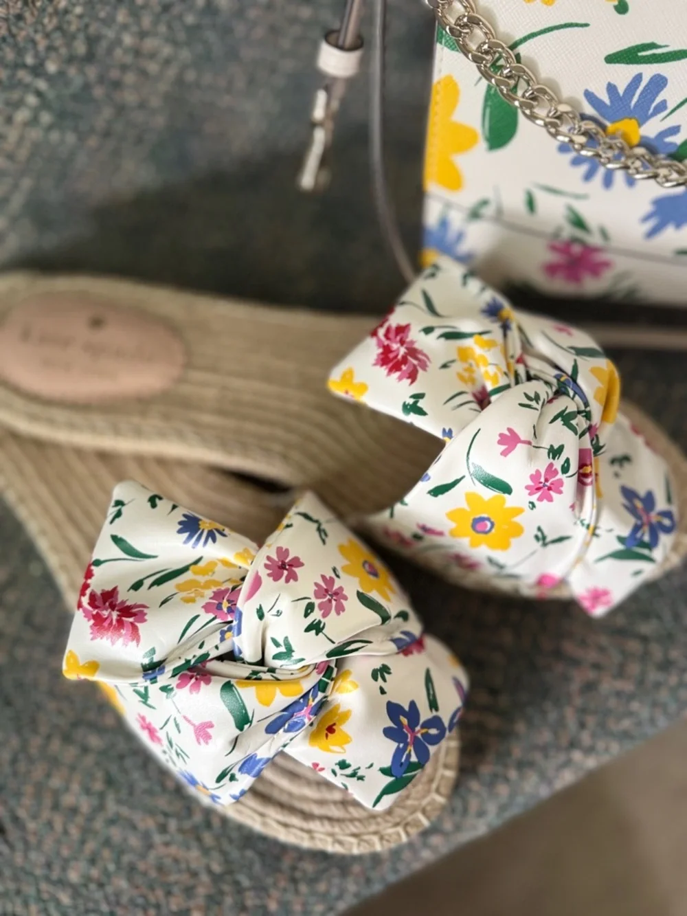 Kate Spade White Floral Crossbody & Matching Slide Sandals‎ 8.5
